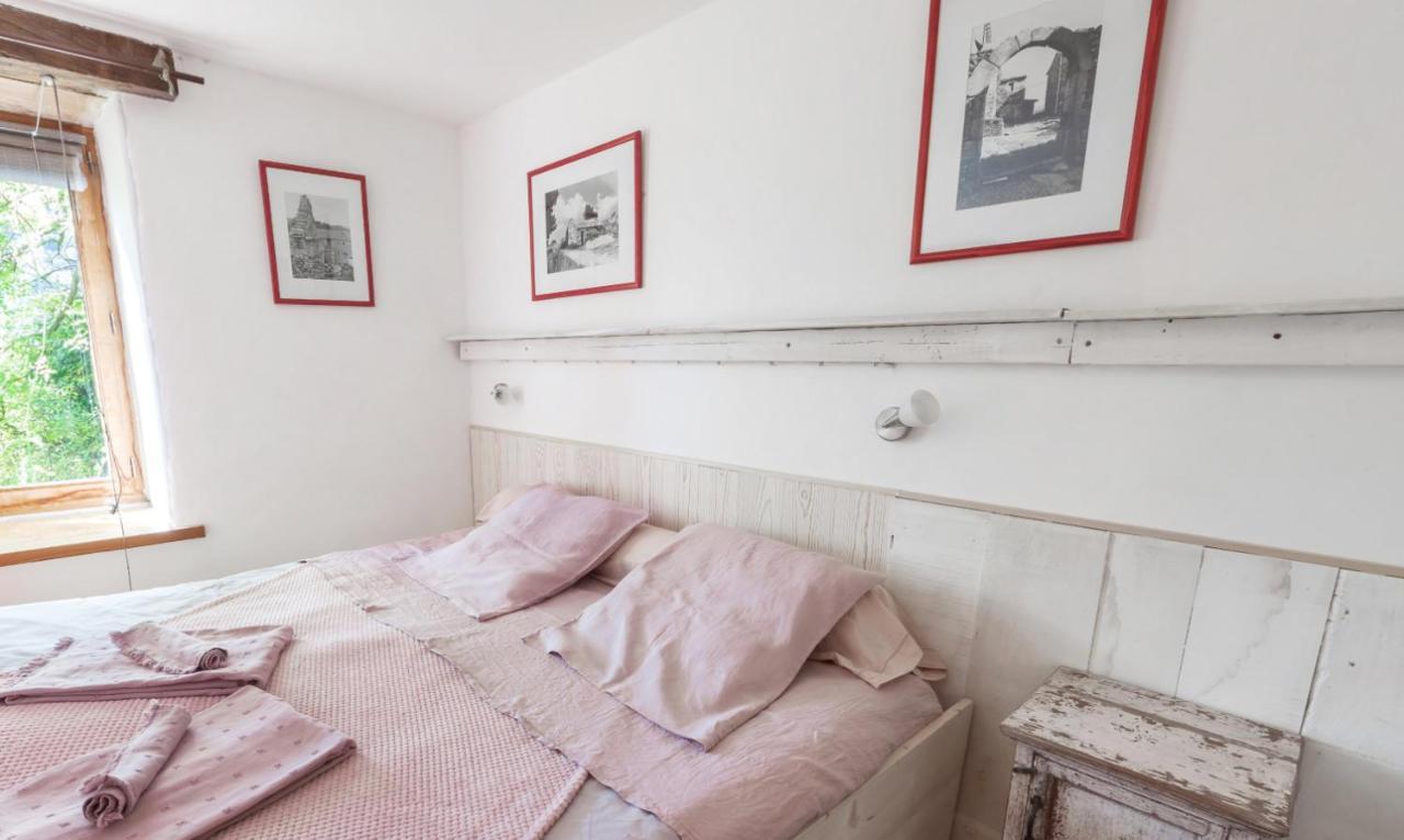Mas Nouveau Chambres D'Hotes Genolhac Exterior foto